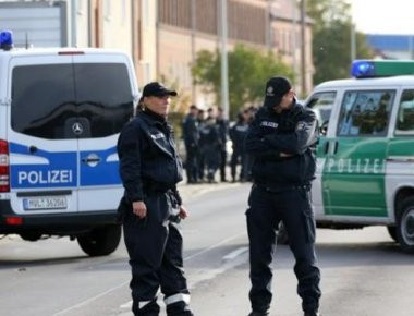 ΕΚΤΑΚΤΟ: Επί ποδός η αστυνομία στο αεροδρόμιο του Βερολίνου για «ύποπτη» βαλίτσα